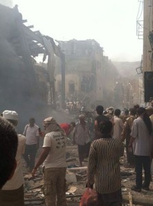 عدن انهيار عمارة الطيب2