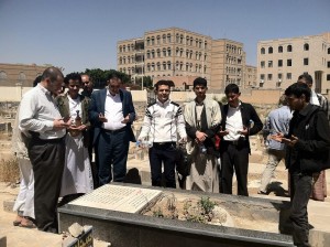 زيارة المقبرة2