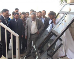 قصف كلية المجتمع10