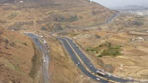 هام: الإدارة العامة للمرور تُعلن منع الناقلات من دخول العاصمة صنعاء ابتداءً من هذا التوقيت