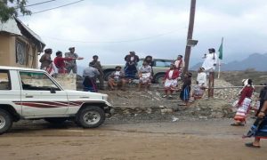 صورة نشرها ناشطون سعوديون لعلمايت اخلاء جماعية لسكان قبائل جيزان2